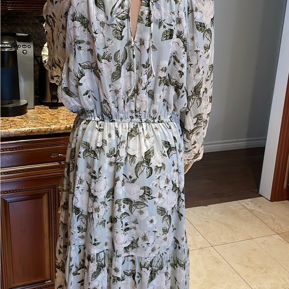 Ellison Floral Pattern Dress Large Sz. - Picture 2 of 8
